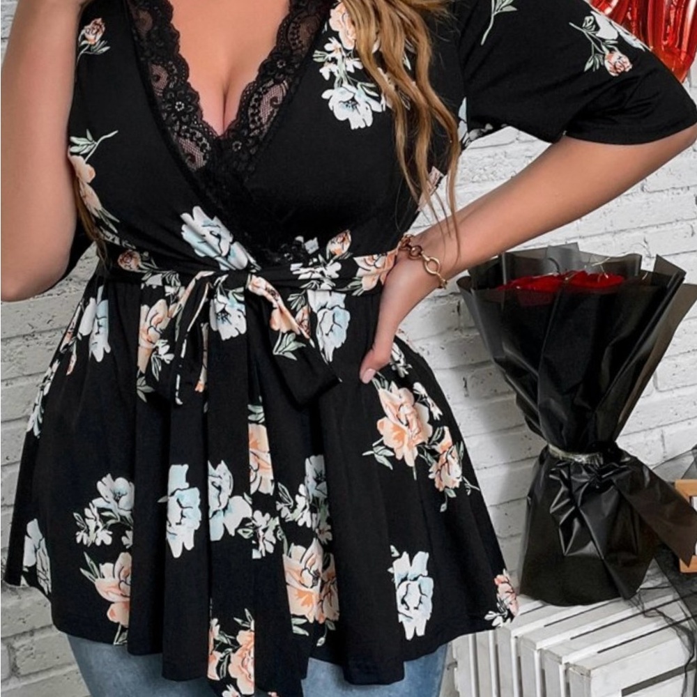 Floral Black Flowy Blouse